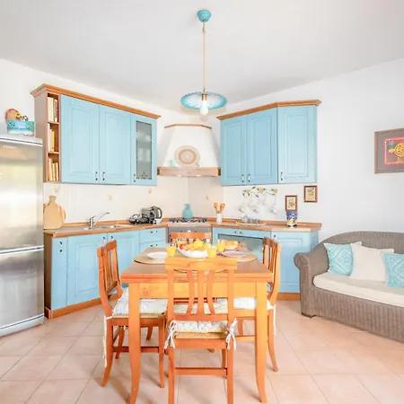 Apartment Casazen, 2 Camere, Giardino E Parking