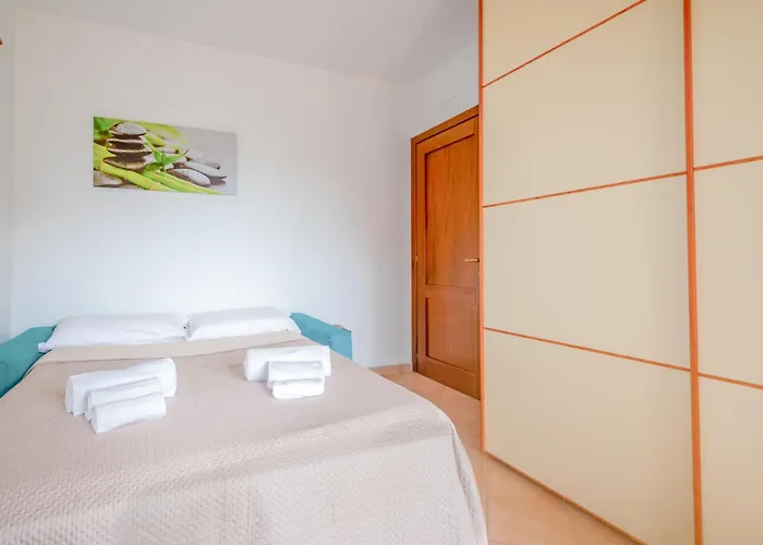 公寓 Casazen, 2 Camere, Giardino E Parking *